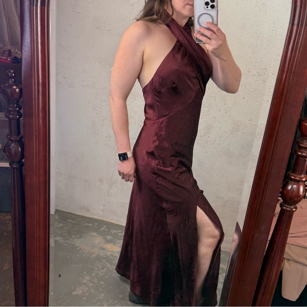 Astr The Label Marissa Satin Halter Neck Midi Dress in Deep Wine NEW Size Large - Picture 11 of 12